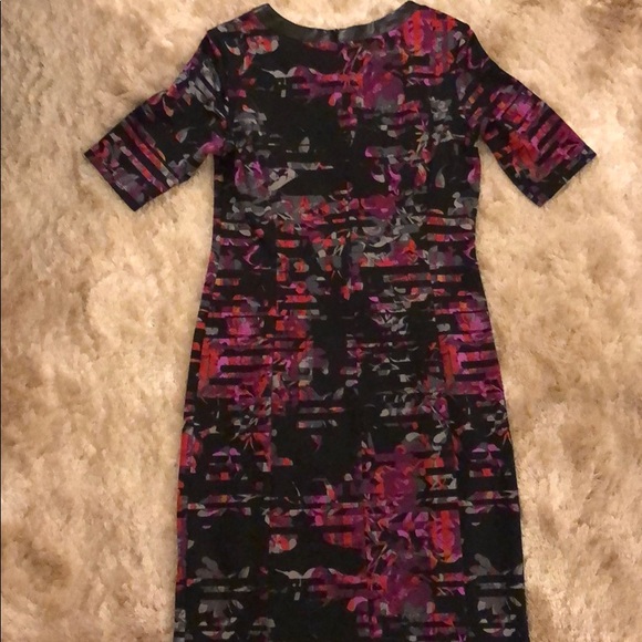 Scuba dress with pleather trim - Picture 5 of 5